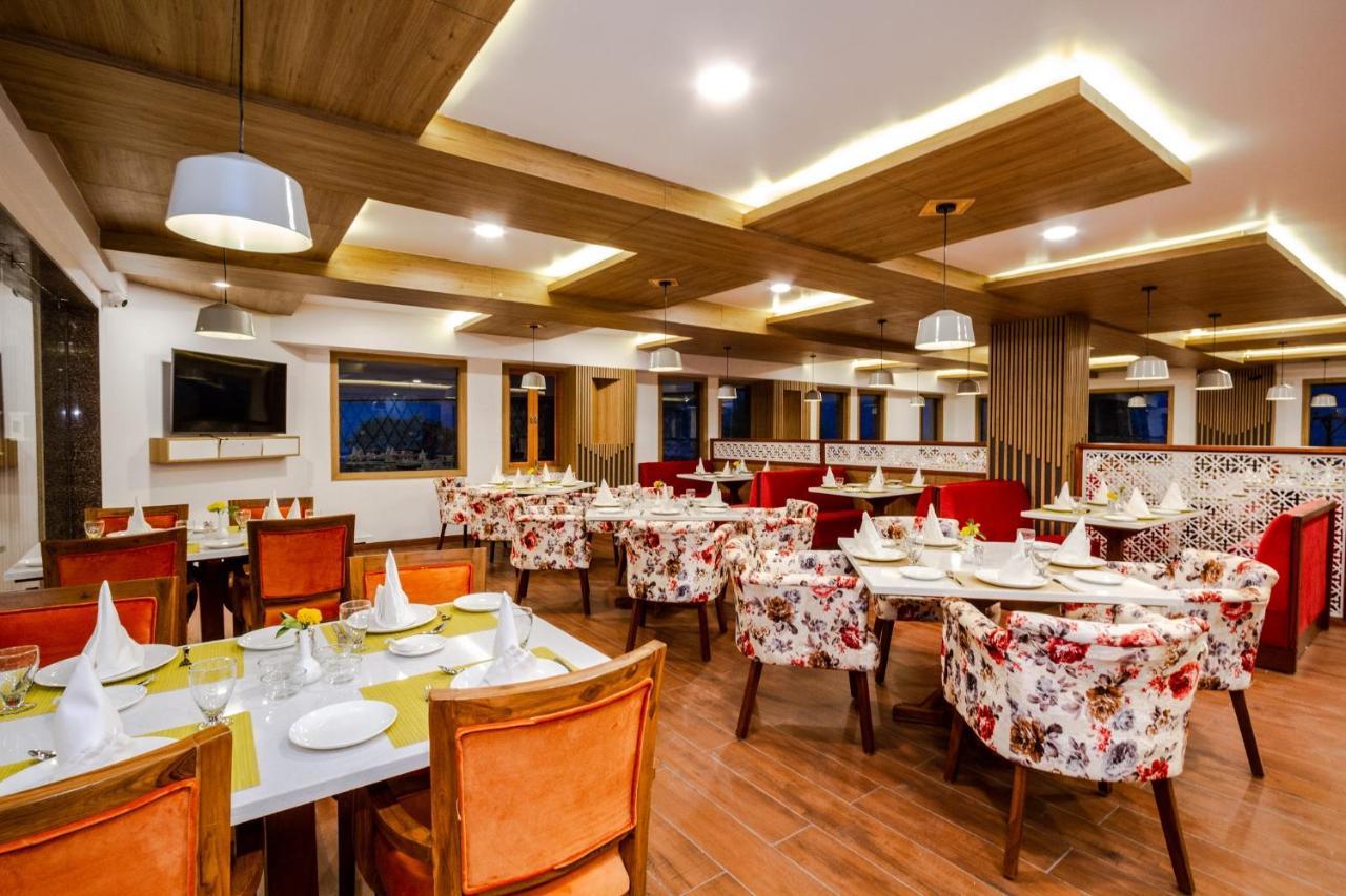 Anand Vardhan Resorts Manāli Exterior foto