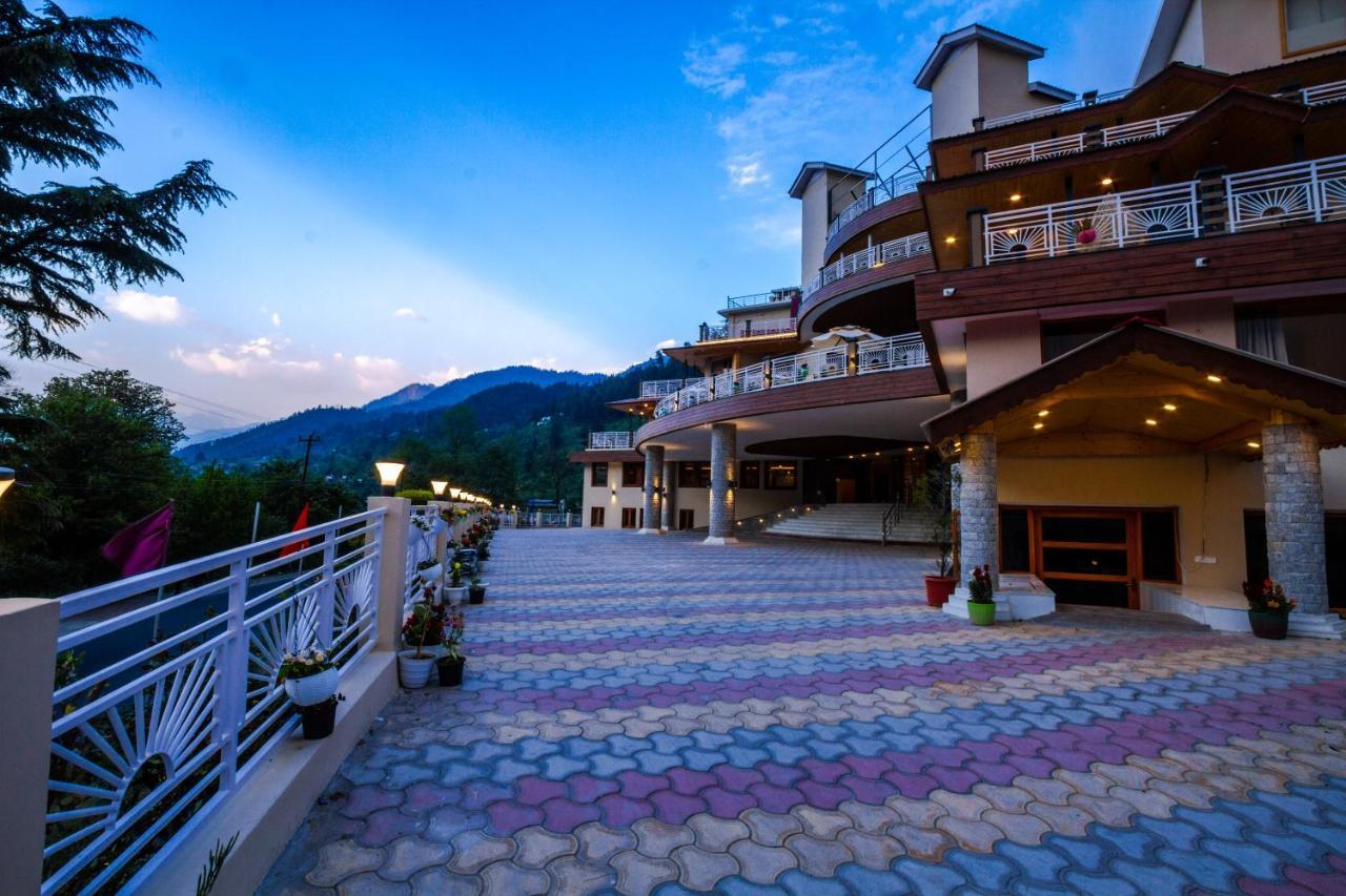 Anand Vardhan Resorts Manāli Exterior foto